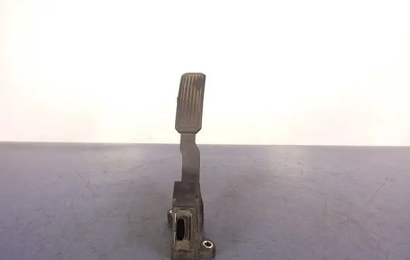 Toyota Auris 150 Accelerator throttle pedal 7811002010