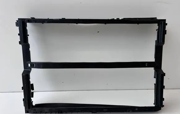 Peugeot 3008 III Intercooler air guide/duct channel 9848010180