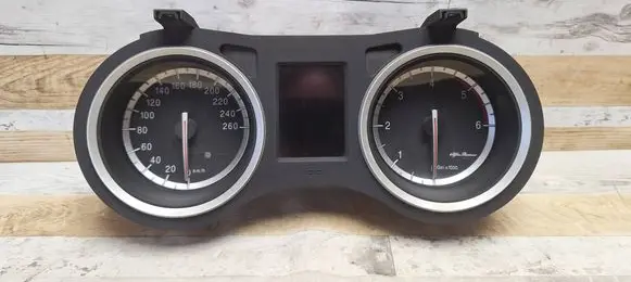 Alfa Romeo 159 Speedometer (instrument cluster) A2C53258527 0156079251