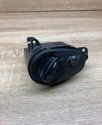 Ford Focus Light switch 98AG13A024CG 04052523