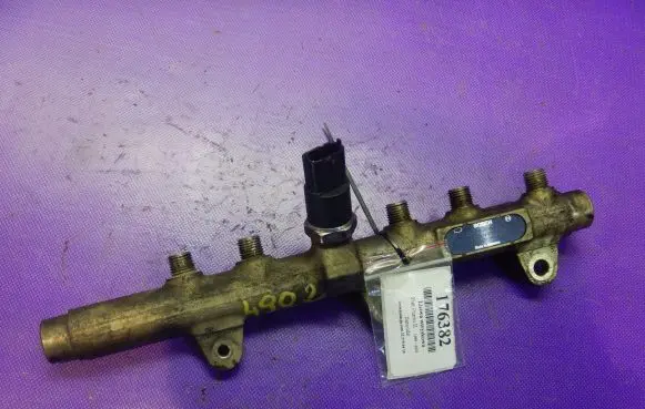 Fuel main line pipe