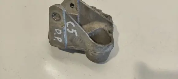 Citroen C5 Engine mounting bracket 9647646380