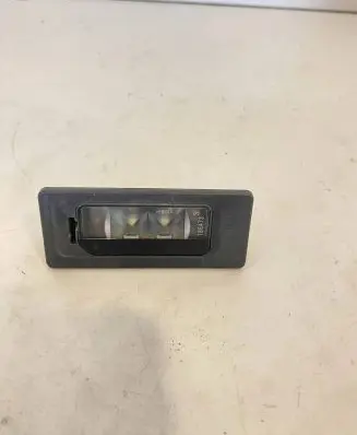 Volkswagen PASSAT B7 Number plate light 3AF943021A