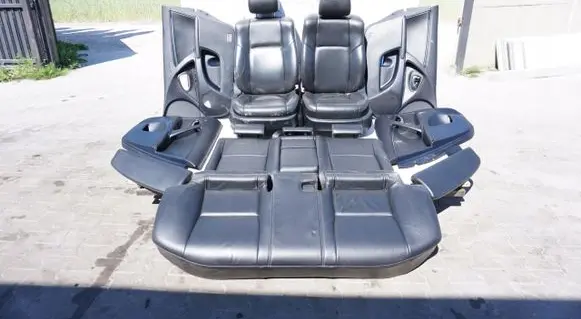 Toyota Avensis T270 Interior set FOTELSTELARZKANAPA
