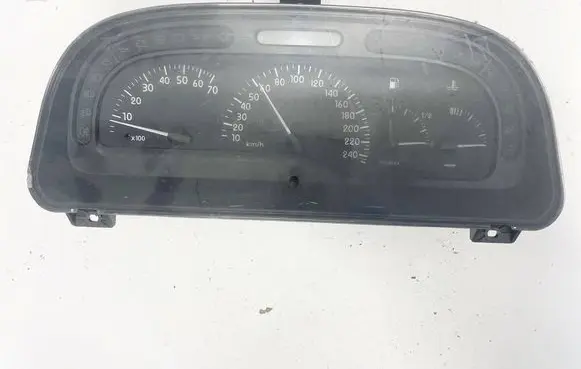 Renault Laguna I Speedometer (instrument cluster)