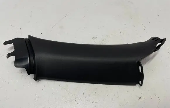 Volvo XC60 Seat belt trim 31425699