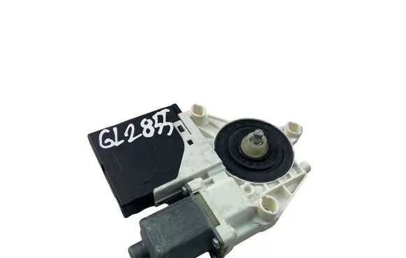 Volkswagen Tiguan Front door window regulator motor 5N0959701F 3C0959793B