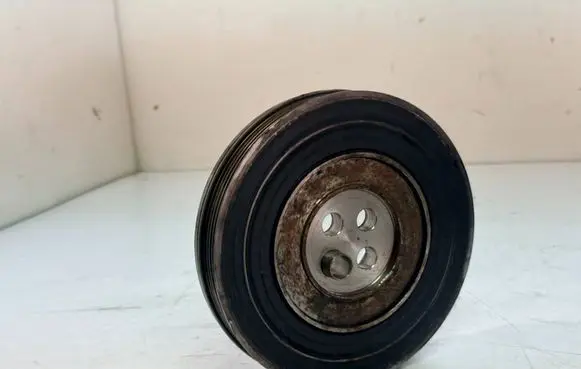 Mercedes-Benz B W246 W242 Crankshaft pulley A6510351412