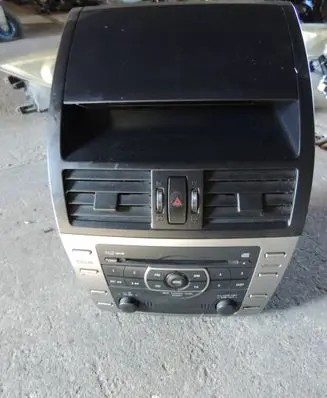 Mazda 6 Radio/CD/DVD/GPS head unit GS1E669RXA 1316906