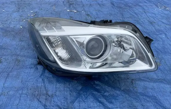 Opel Insignia A Headlight/headlamp 22831929