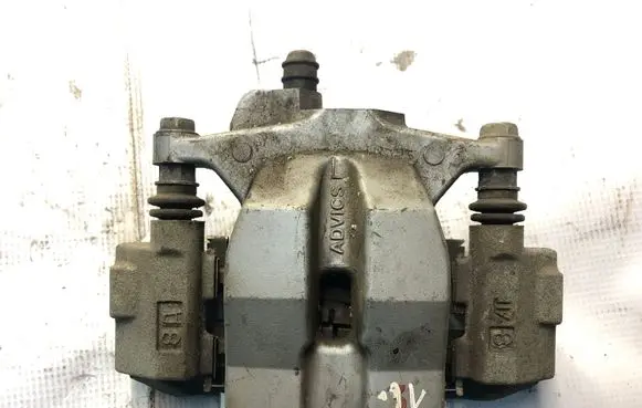 Toyota Prius+ (ZVW40) Rear brake caliper