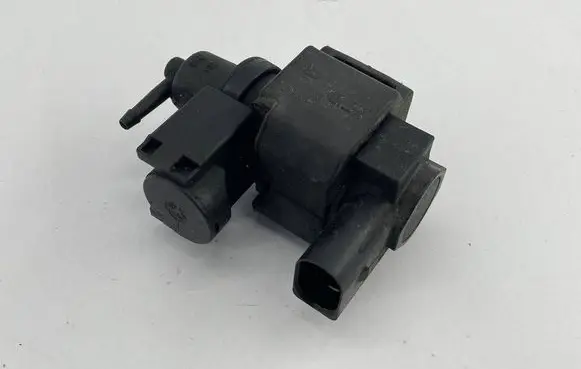 Audi A6 S6 C6 4F Turbo solenoid valve 059906629A 4252445