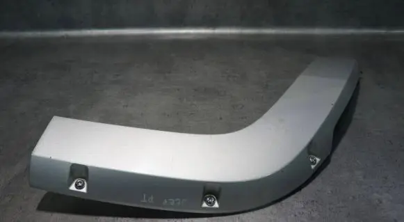 Jeep Commander Rear arch trim