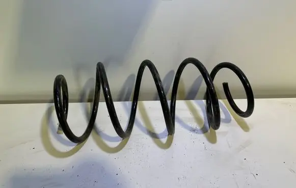 Mercedes-Benz E W212 Front coil spring 