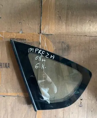 Subaru Impreza III Rear side window