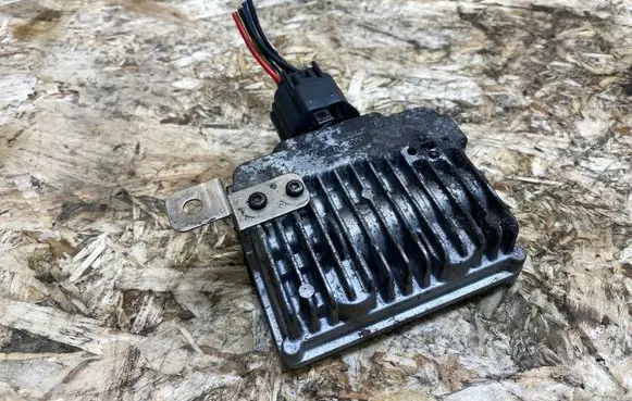 Jaguar XK - XKR Fuel injection pump control unit/module 7W839D372AA