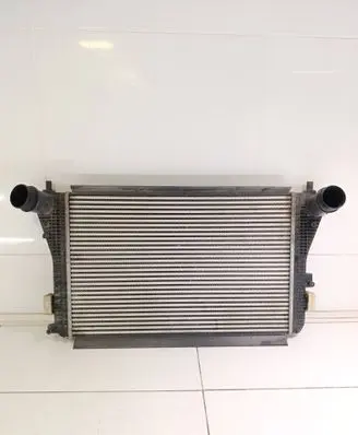 Volkswagen PASSAT B7 Intercooler radiator 3C0145805AN