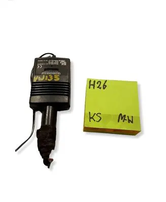 Volkswagen PASSAT B5.5 Voltage converter inverter MW182