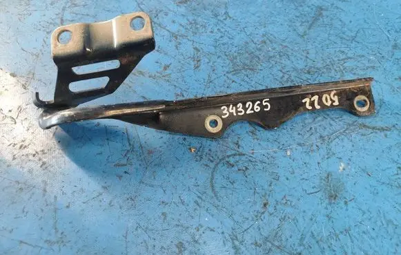 Mazda CX-5 II Engine bonnet/hood hinges KB7W52410