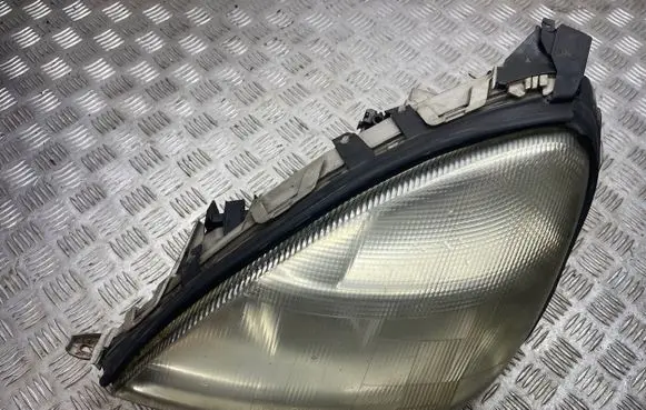 Mercedes-Benz A W168 Headlight/headlamp A1688200161 0301152201