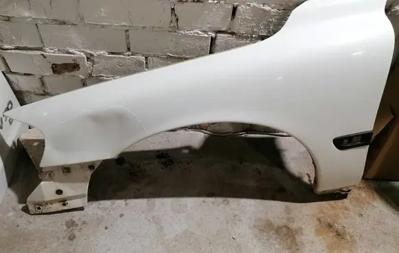 Volvo V70 Fender 