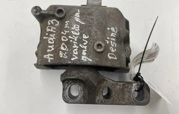 Audi A3 S3 8P Engine mount bracket 1K0199262