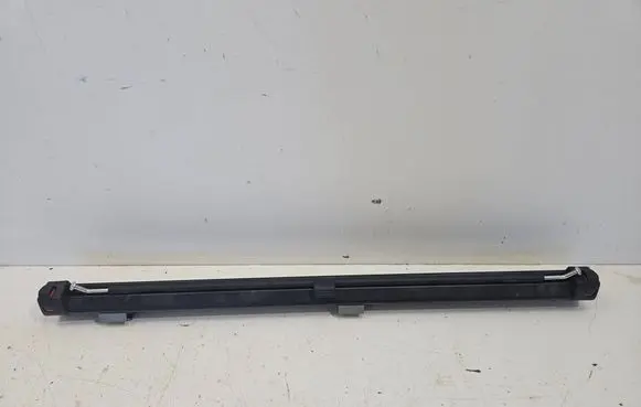 Volkswagen Golf VI Tailgate trim 
