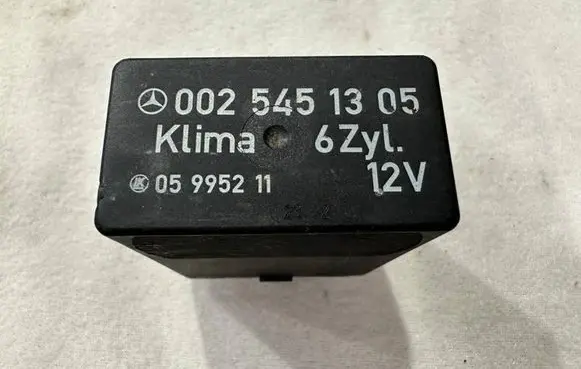 Mercedes-Benz E W124 Other relay 0025451305
