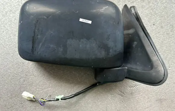 Front door electric wing mirror