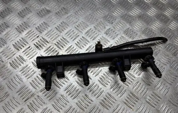Citroen C5 Fuel main line pipe 9628084680