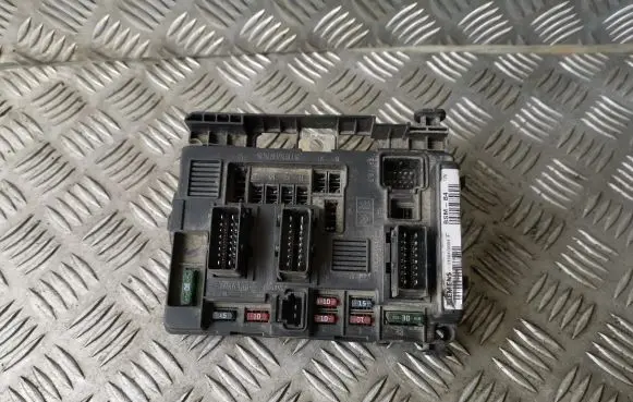 Citroen C5 BSM Control unit 9643498780 T118470004F BSMB4
