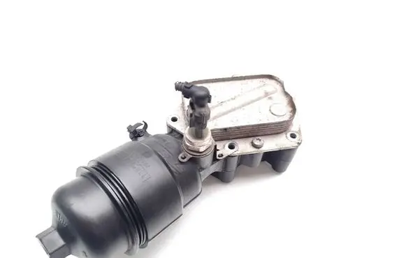 Alfa Romeo Mito Oil filter mounting bracket 55225515 70366509