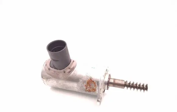 BMW 6 F06 Gran coupe Camshaft vanos timing valve 7605025 17204710 01254