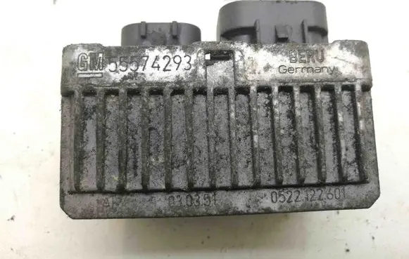 Glow plug pre-heat relay