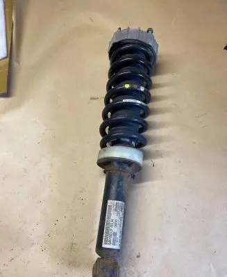 Audi Q7 4L Rear shock absorber with coil spring 7L8513029K 7L8512021CT 801403000796