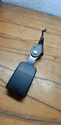 Renault Megane III Rear seatbelt buckle B6021666 7388