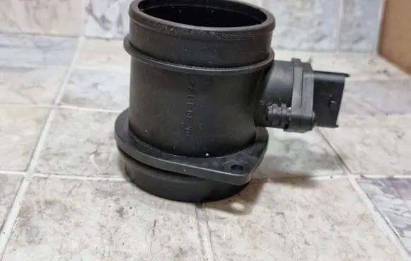 Volvo S60 Mass air flow meter 0260218088 8670115