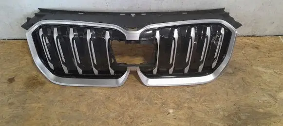 Opel Vectra C Front bumper upper radiator grill BMWX1U11GrillNerki