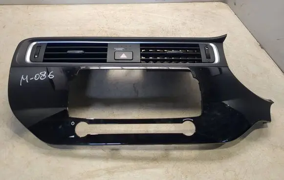 Dash center air vent grill