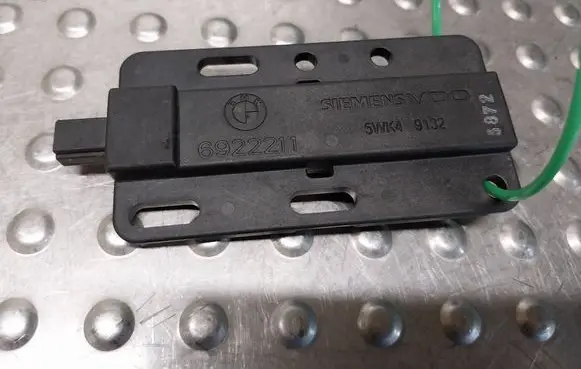 BMW 5 E60 E61 Keyless (KESSY) go control unit/module S26383678 6922211