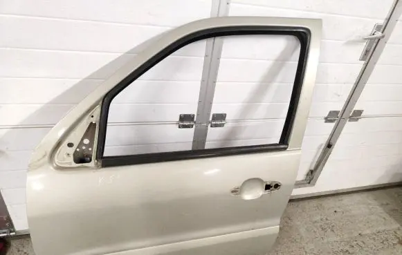 Mazda Tribute Front door