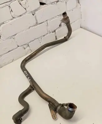 Mercedes-Benz Vito Viano W638 Engine coolant pipe/hose