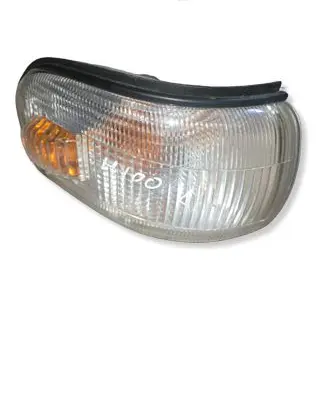 Hyundai H-100 Front indicator light 92302434