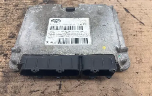 Fiat Panda II Engine control unit/module 51793116 66MEW4PAH 6160112703