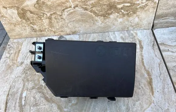 Volvo C40 Fuse box set 32359479 152023 104089305
