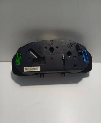 Volkswagen PASSAT B5.5 Speedometer (instrument cluster) 3B0919881N