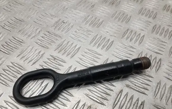 Seat Leon (5F) Towing hook eye 8K0805615