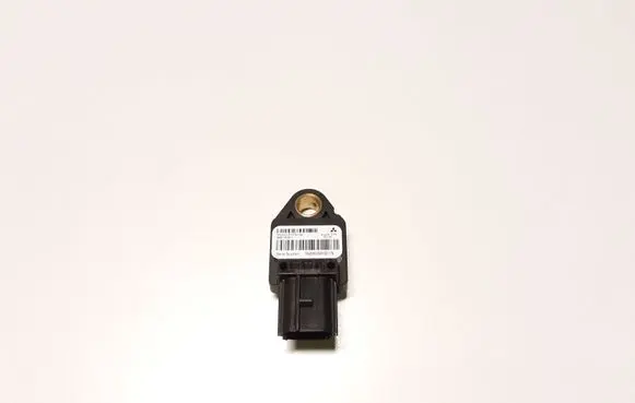Mitsubishi Outlander Airbag deployment crash/impact sensor 8651A001 39754C