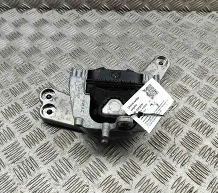 Audi A3 S3 8V Engine mount bracket 5Q0199262S