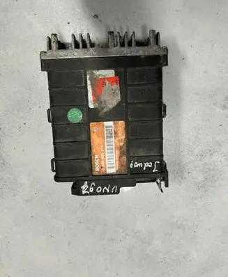 Audi A4 S4 B5 8D Engine control unit/module 8D0907558B